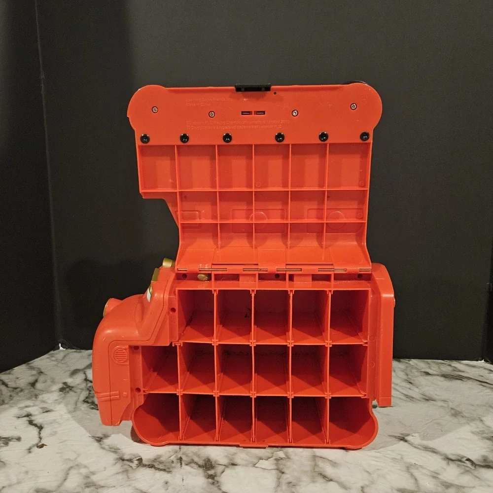 2010 Chuggington Train Carry Case Storage Carrier w/ 5‎ Diecast Trains Lot